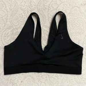 Nike Women's Black Deep V Sports Bra with Mesh Back Size XS